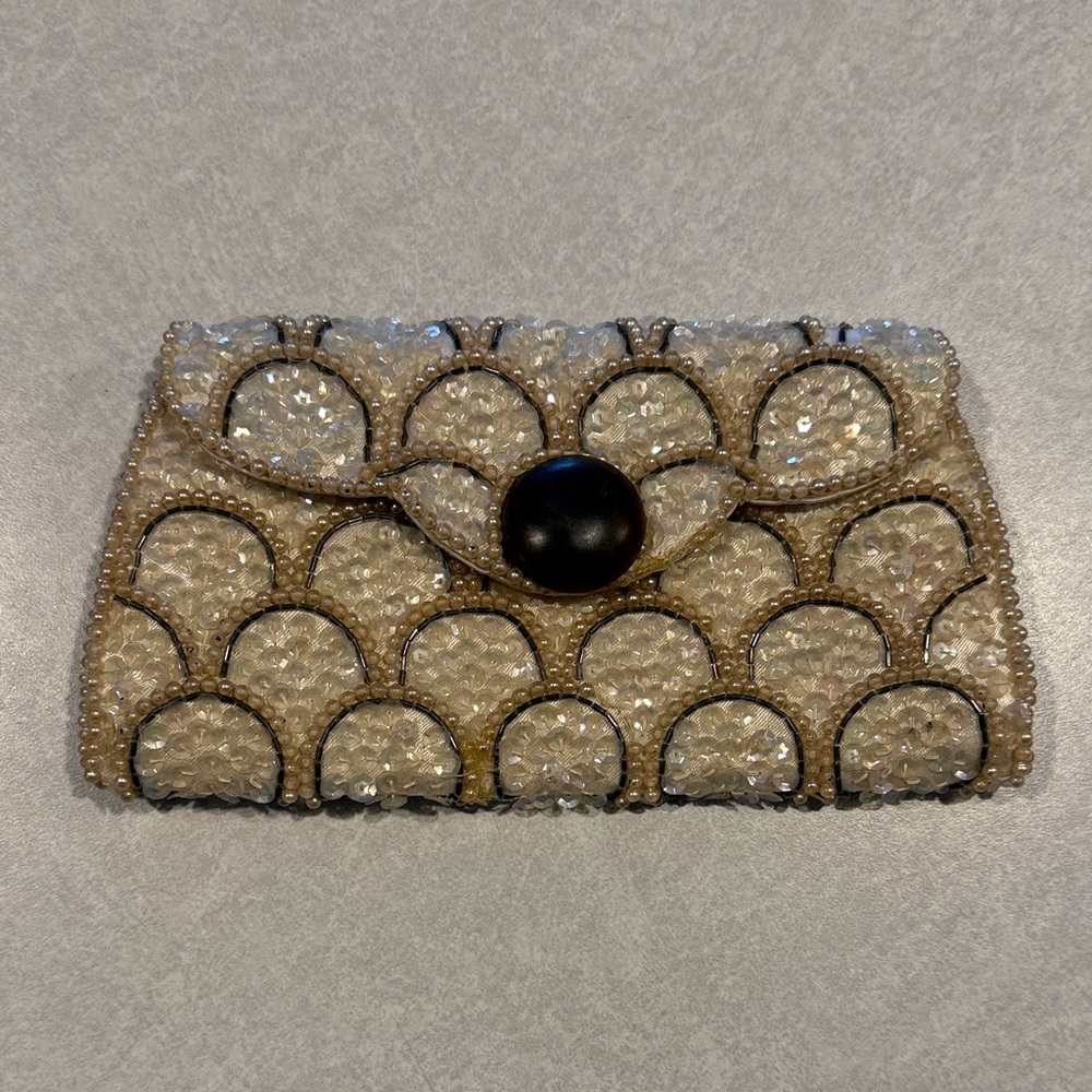 Vintage Elegant Beaded Clutch in Cream and Brown - Picture 1 of 6